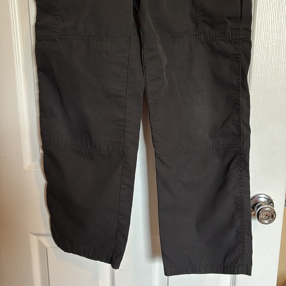 5.11 Tactical Series unisex black tactical cargo pants size 30 waist / 32 length - Picture 3 of 13